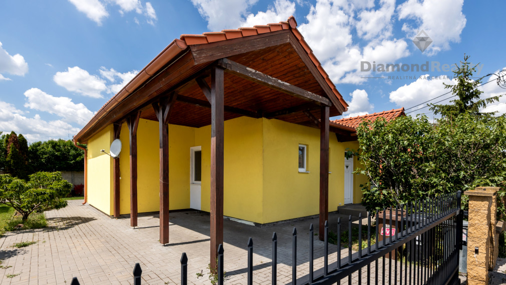 4-izbový bungalov v obci Reca, neďaleko Slnečných jazier