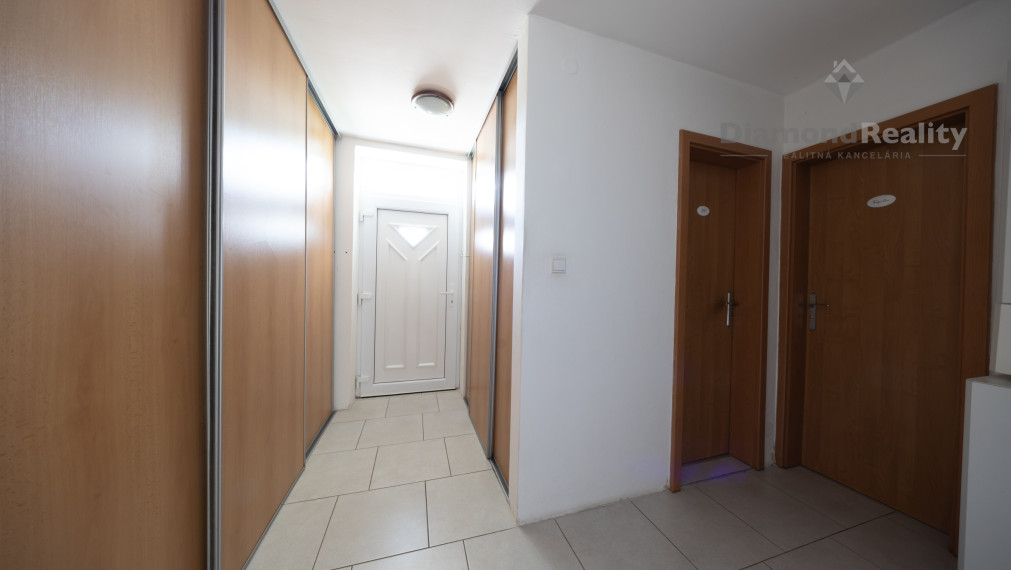 4-izbový bungalov v obci Reca, neďaleko Slnečných jazier