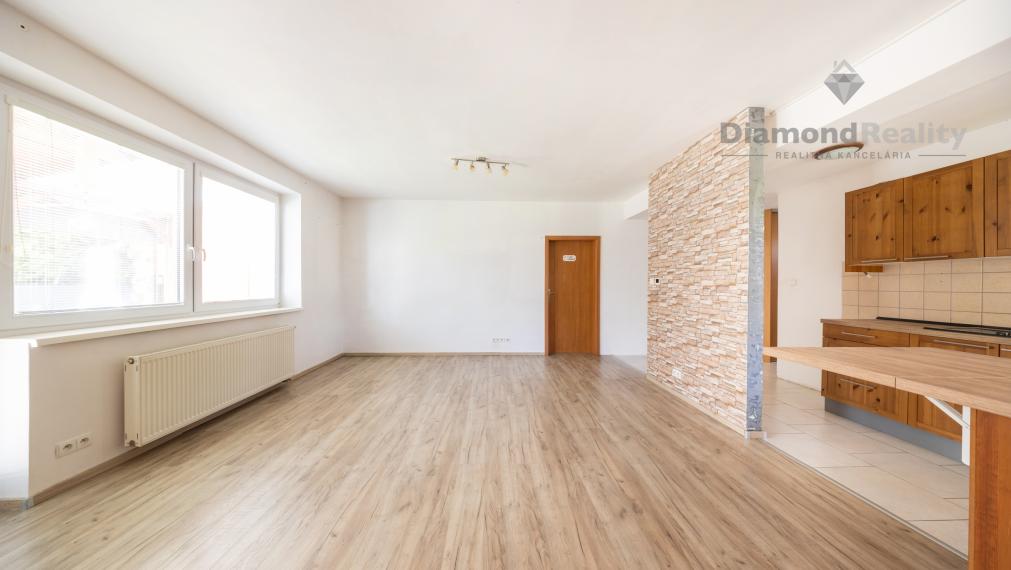 Moderný rodinný dom v obci Reca, neďaleko Slnečných jazier