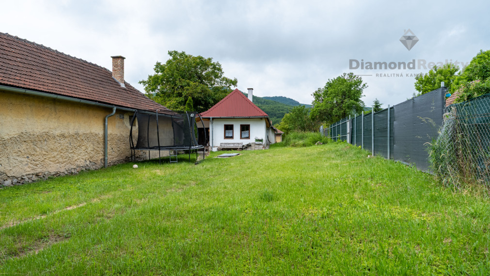 NA PREDAJ ZREKONŠTRUOVANÝ RODINNÝ DOM V OBCI HOLLÓHÁZA