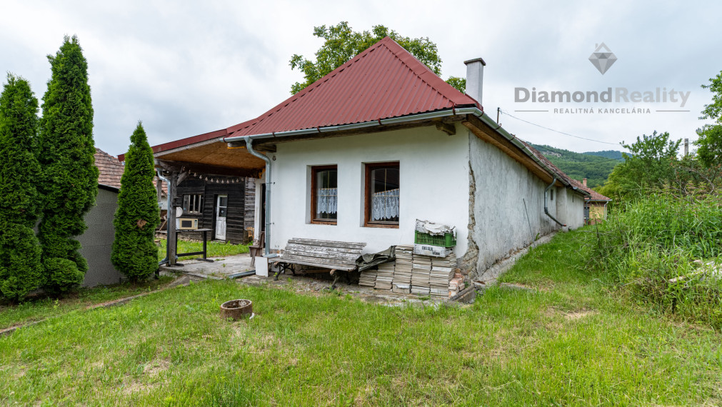 NA PREDAJ ZREKONŠTRUOVANÝ RODINNÝ DOM V OBCI HOLLÓHÁZA