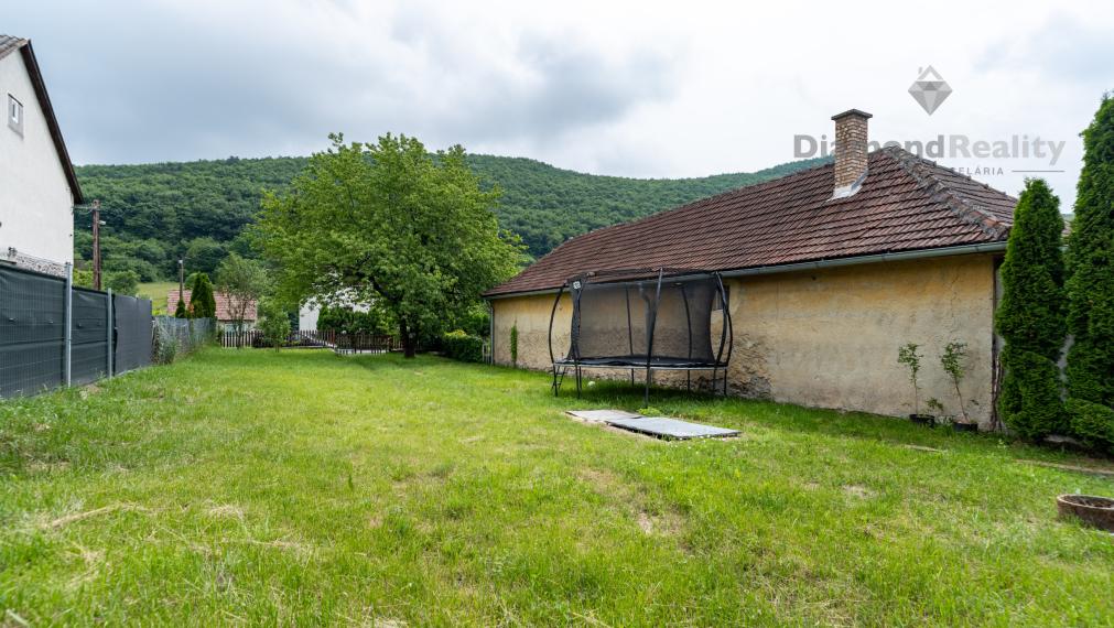 NA PREDAJ ZREKONŠTRUOVANÝ RODINNÝ DOM V OBCI HOLLÓHÁZA