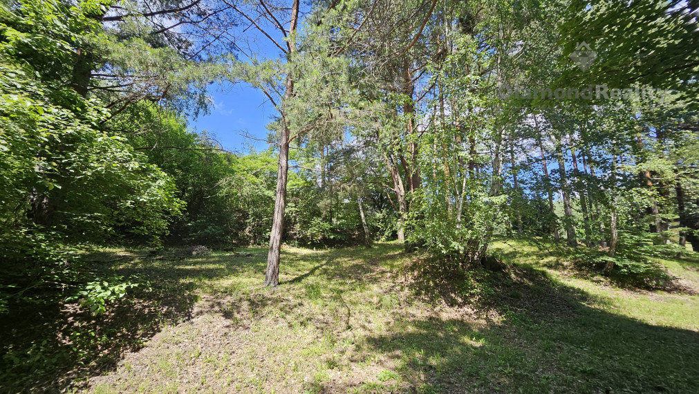 Rekreačný areál v srdci prírody – Kysak | 1,1 ha pozemok
