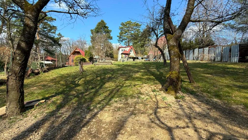 Na predaj murovaná chata, obec Šemša, Košice - Okolie