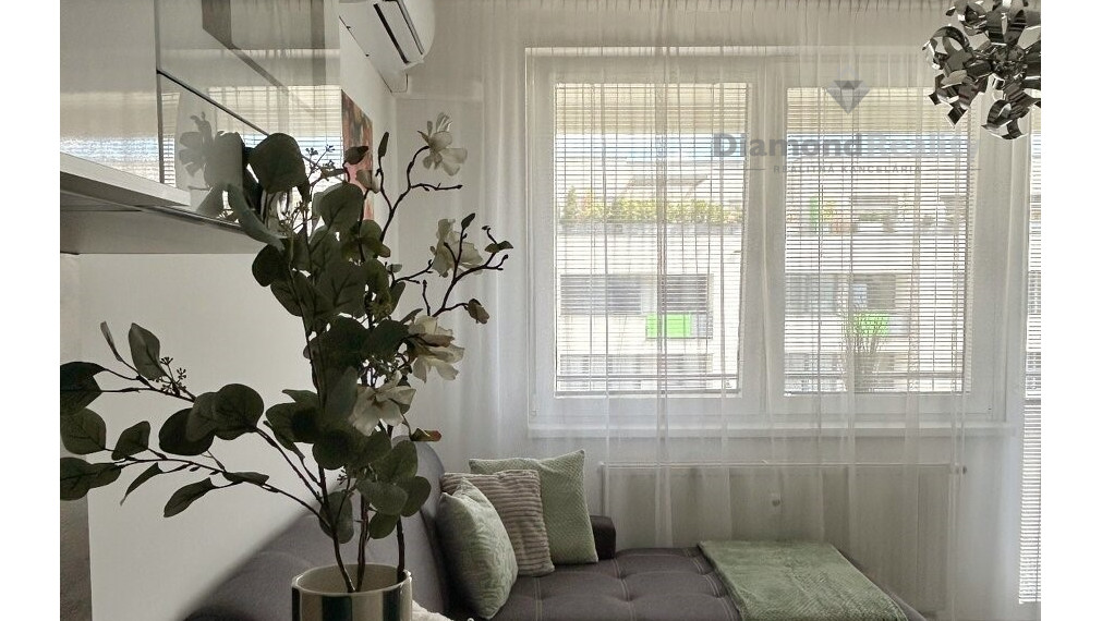 Na prenájom komplet zariadený 2 izbový byt, Arboria, Trnava.