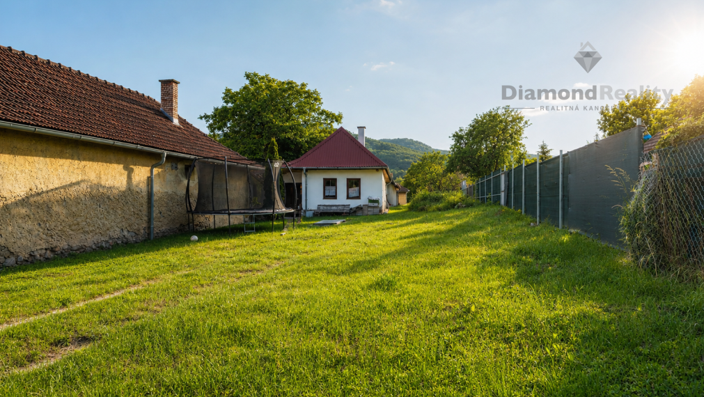 NA PREDAJ ZREKONŠTRUOVANÝ RODINNÝ DOM V OBCI HOLLÓHÁZA