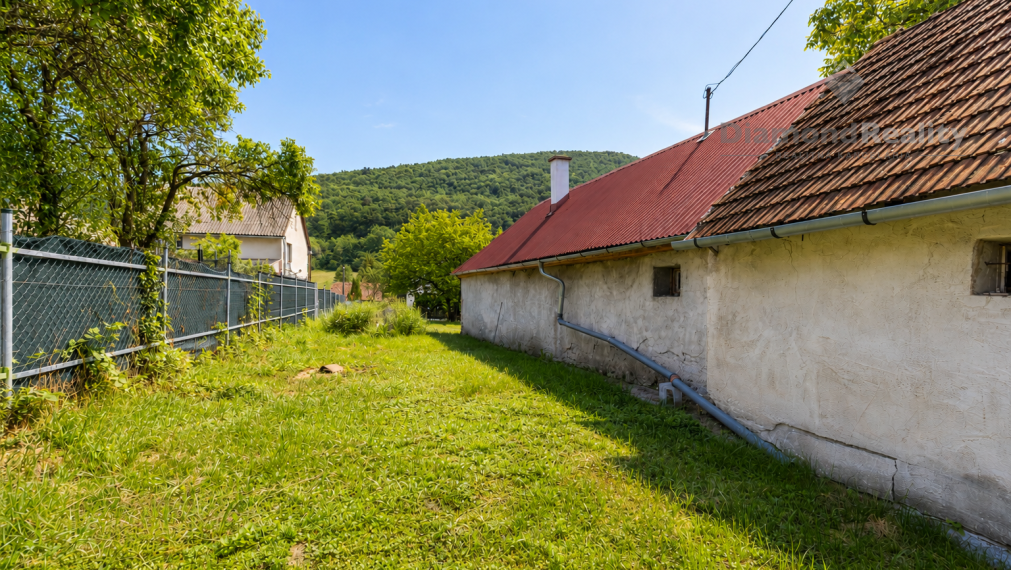NA PREDAJ ZREKONŠTRUOVANÝ RODINNÝ DOM V OBCI HOLLÓHÁZA