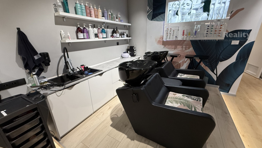 ODSTÚPENIE ZABEHNUTÉHO HAIR & BEAUTY ŠTÚDIA V CENTRE KOŠÍC