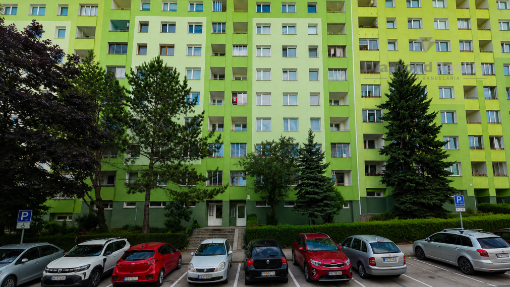 Na predaj 2 izbový byt s loggiou na ulici Jasuschova, Košice - Sídlisko KVP