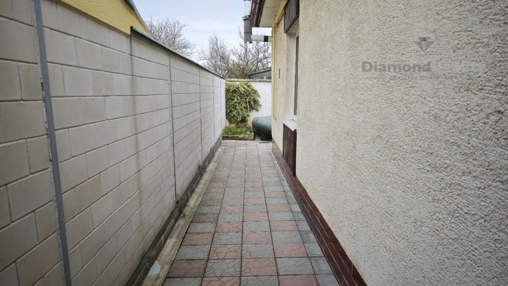 Na predaj starší rodinný dom čiastočne prerobený, Piešťany