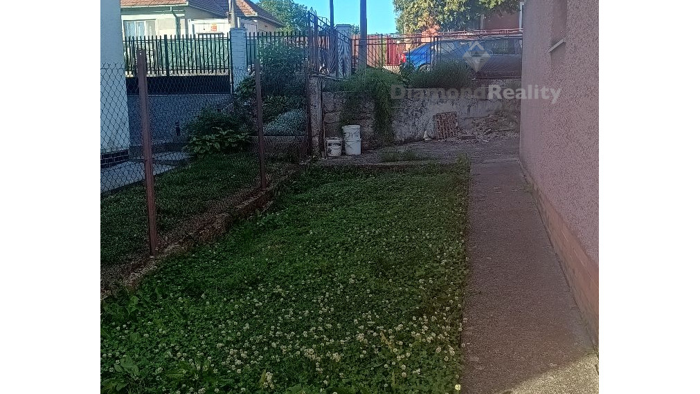 EXKLUZÍVNE na predaj – 5-izbový rodinný dom v obci Cabaj len 10 minút od Nitry