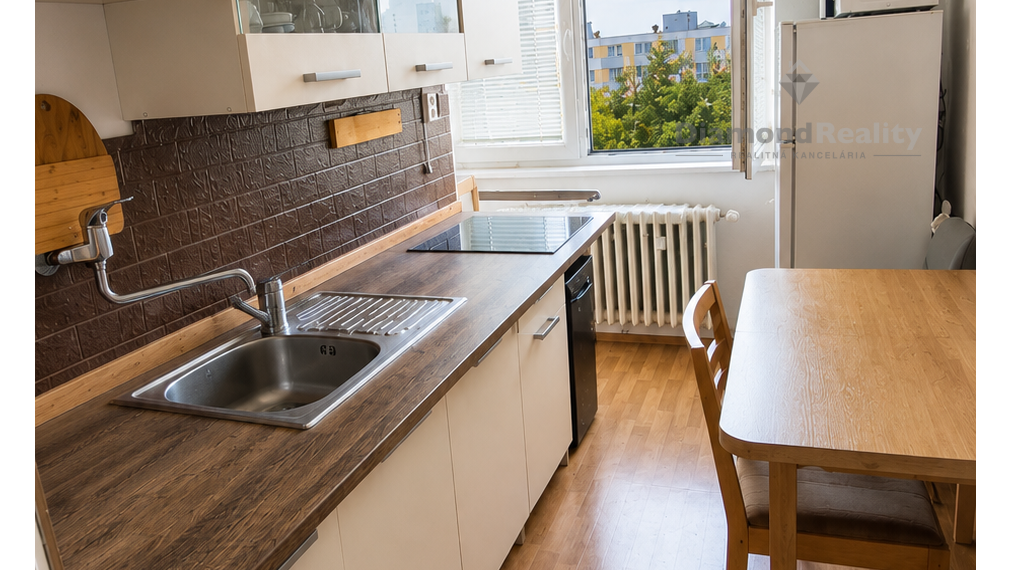 Na predaj 3 izbový byt s balkónom v obľúbenej lokalite Nitra – Chrenová, pri N-centre