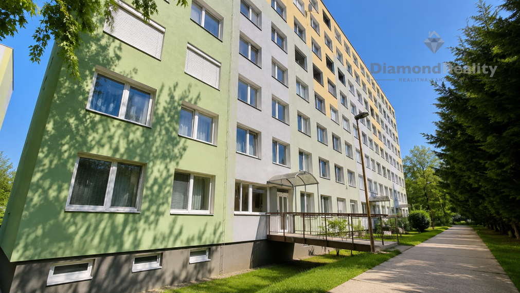 Na predaj slnečný - 3 izbový byt pražského typu na ulici Turgenevova, Košice - Juh