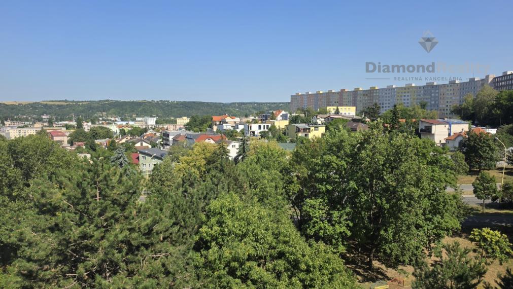 Na predaj slnečný - 3 izbový byt pražského typu na ulici Turgenevova, Košice - Juh