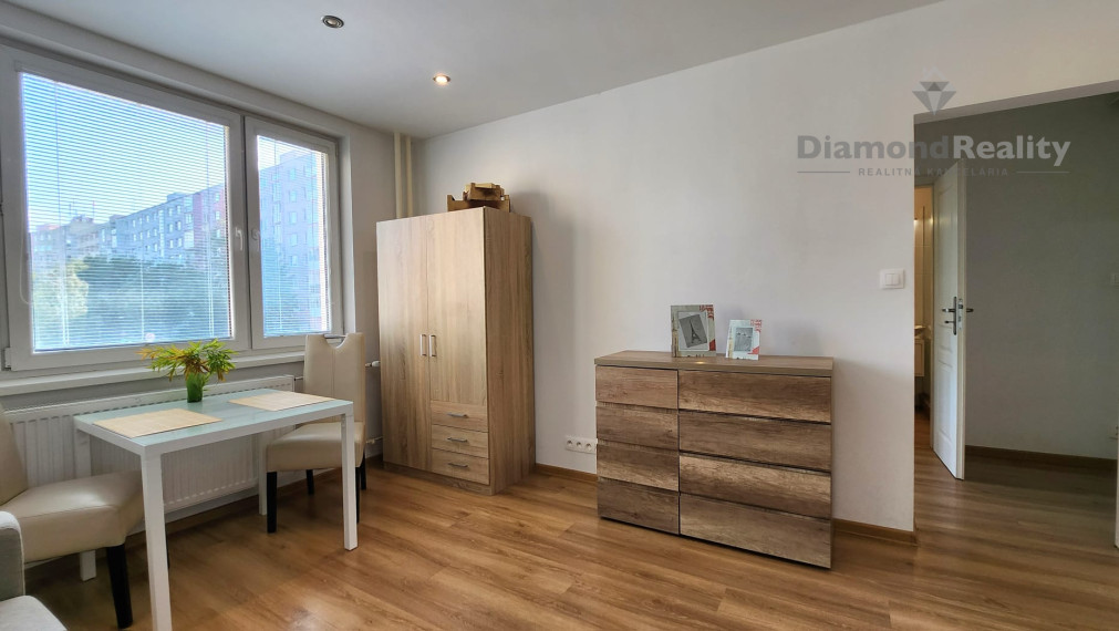 FOR RENT 🛋️ Stačí sa nasťahovať! Krásny 1,5-izbový byt na prenájom