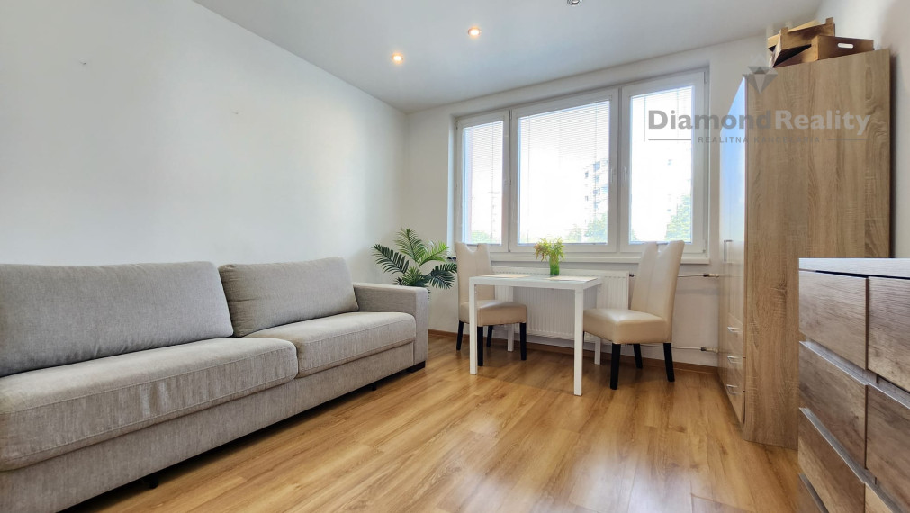 FOR RENT 🛋️ Stačí sa nasťahovať! Krásny 1,5-izbový byt na prenájom