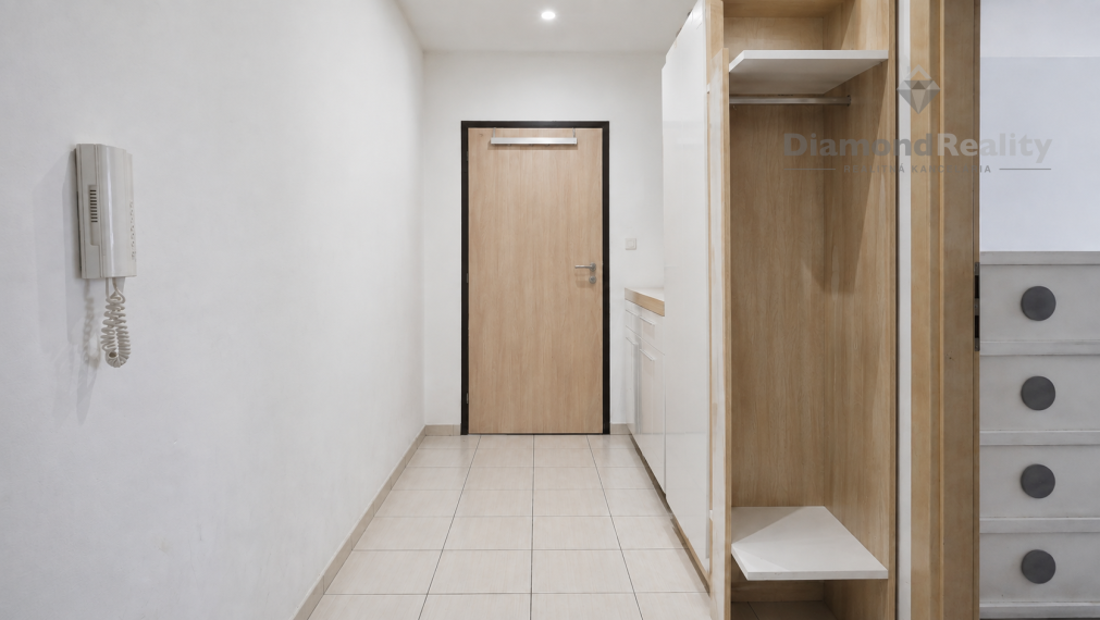 Na predaj VEĽKÝ 2 izbový byt po rekonštrukcii, Palárikova, Košice - Juh