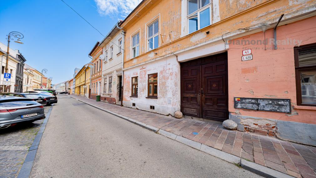 Na predaj pekný 1-izbový byt po rekonštrukcii v historickom centre Košíc – Mäsiarska ulica