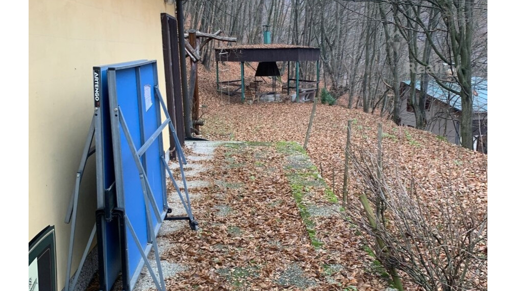 Na predaj ,Krásna murovaná chata ,Ružín