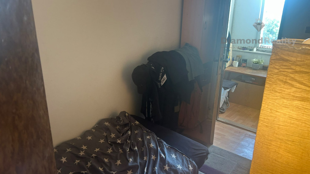 Akcia do konca augusta 5000 eur!!!Na predaj 2,5 izbový byt s balkónom v obľúbenej lokalite Nitra – Chrenová, pri N-centre