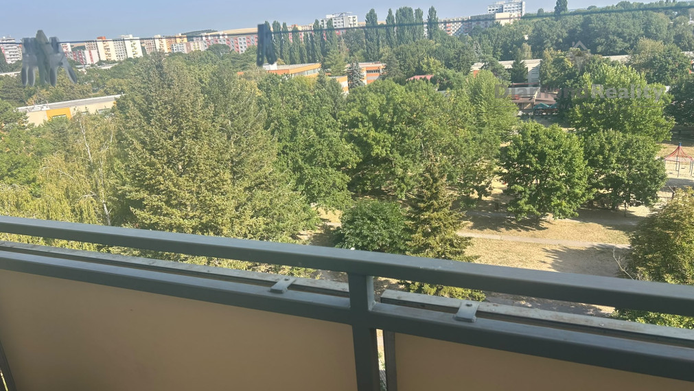 Akcia do konca augusta 5000 eur!!!Na predaj 2,5 izbový byt s balkónom v obľúbenej lokalite Nitra – Chrenová, pri N-centre