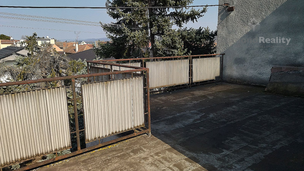 Na predaj veľký rodinný dom so záhradou 12 árov, Madunice