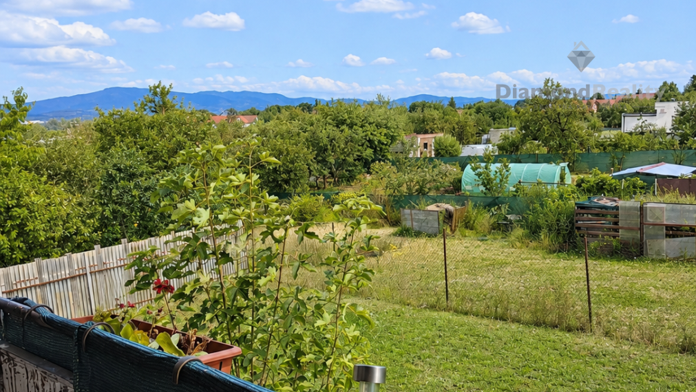 EXKLUZÍVNE-Na predaj 5-izbový rodinný dom s pozemkom Poničanova ulica, Košice – Barca