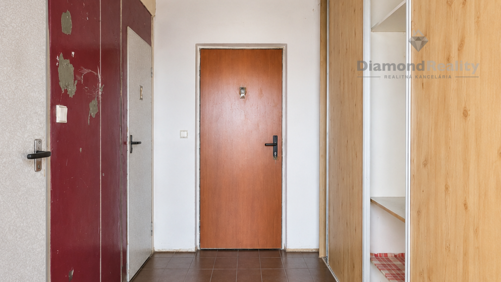 Na predaj menší 1,5 izbový byt - Užhorodská ulica, Košice - Juh