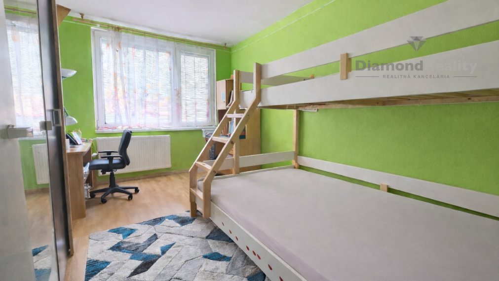 Na predaj pekný 3 izbový byt pražského typu na ulici Jaltská, Košice - Dargovských hrdinov.