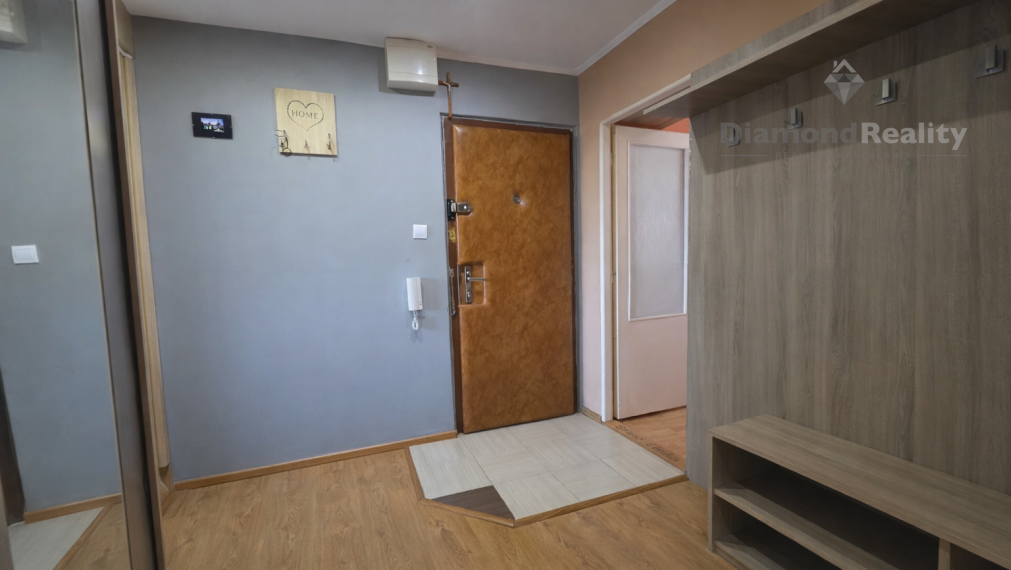 Na predaj pekný 3 izbový byt pražského typu na ulici Jaltská, Košice - Dargovských hrdinov.