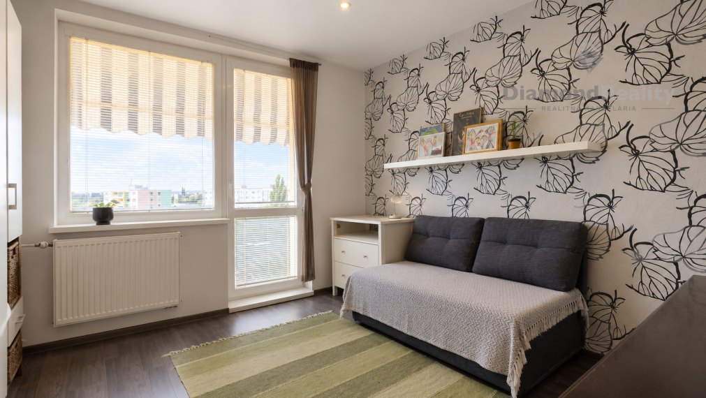 NA PREDAJ 3 IZBOVÝ BYT S BALKÓNOM PO ČIASTOČNEJ REKONŠTRUKCII, TRIEDA SNP, KOŠICE - ZÁPAD.
