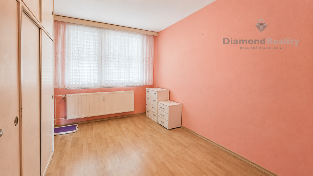 Na predaj 3 izbovy PRAŽSKÝ byt - Lomonosovova ulica, Košice - Juh