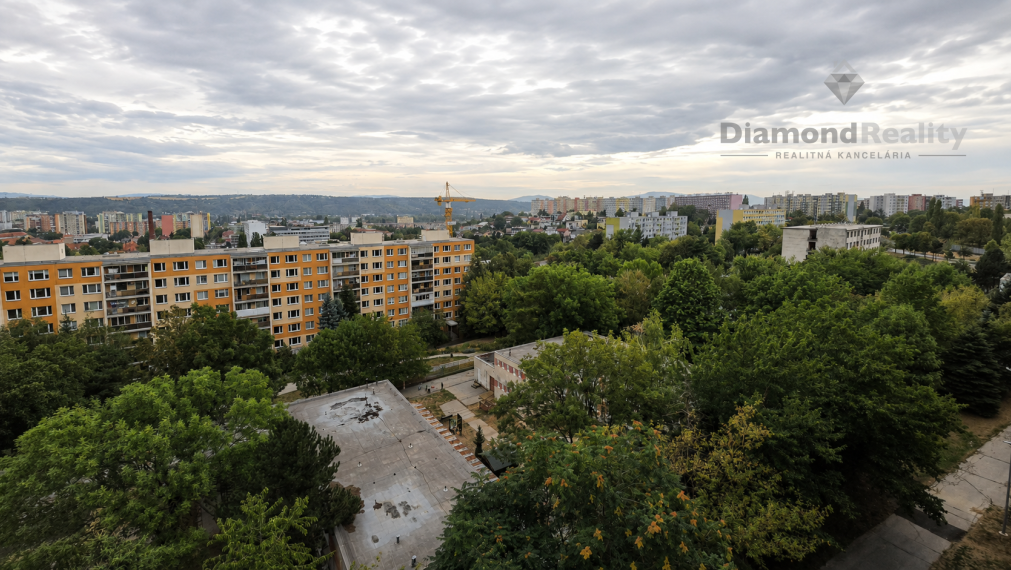 Na predaj 3 izbovy PRAŽSKÝ byt - Lomonosovova ulica, Košice - Juh