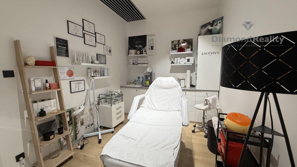 ODSTÚPENIE ZABEHNUTÉHO HAIR & BEAUTY ŠTÚDIA V CENTRE KOŠÍC