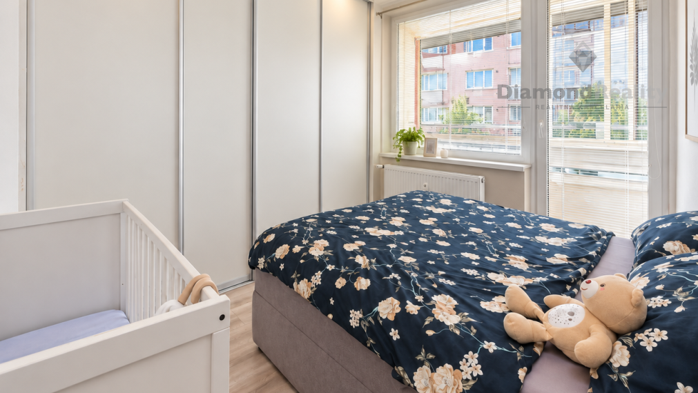 NA PREDAJ MODERNE ZREKONŠTRUOVANÝ 3 IZBOVÝ BYT  | 65m²