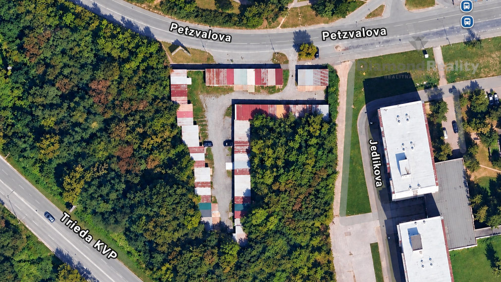 Na predaj garáž s elektrinou na ulici Petzvalova, Košice - Západ (Terasa).