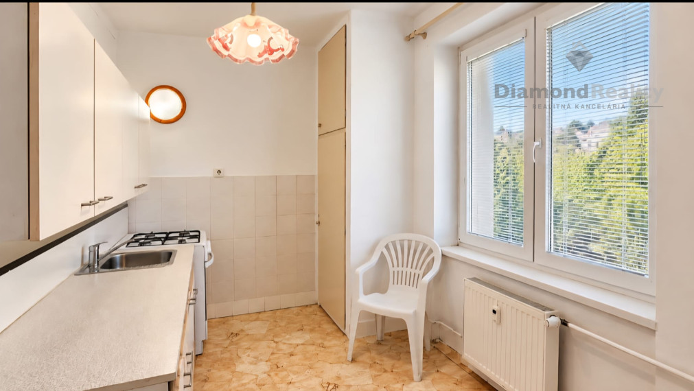2-IZBOVÝ BYT V CENTRE KOŠÍC | HAVIARSKA | 55 m² | BALKÓN | TEHLOVÝ DOM