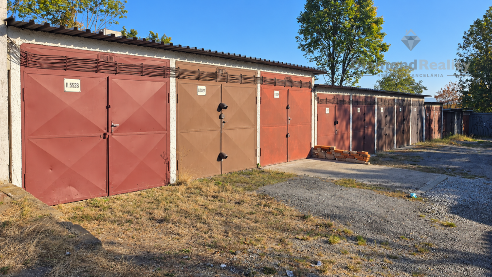 Na predaj garáž s elektrinou na ulici Petzvalova, Košice - Západ (Terasa).