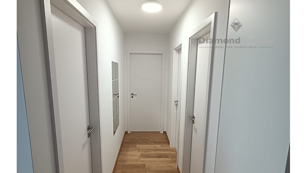 Na prenájom 3 izbový byt, balkón, novostavba, Arboria, Trnava.