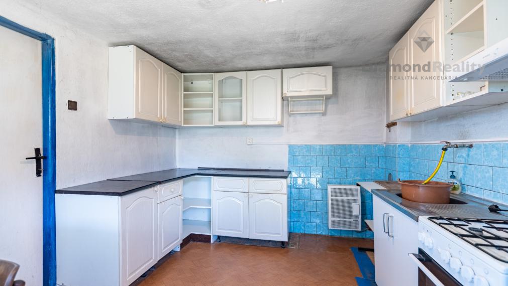 Na predaj starší rodinný dom v obci Mokrance, Košice - okolie.