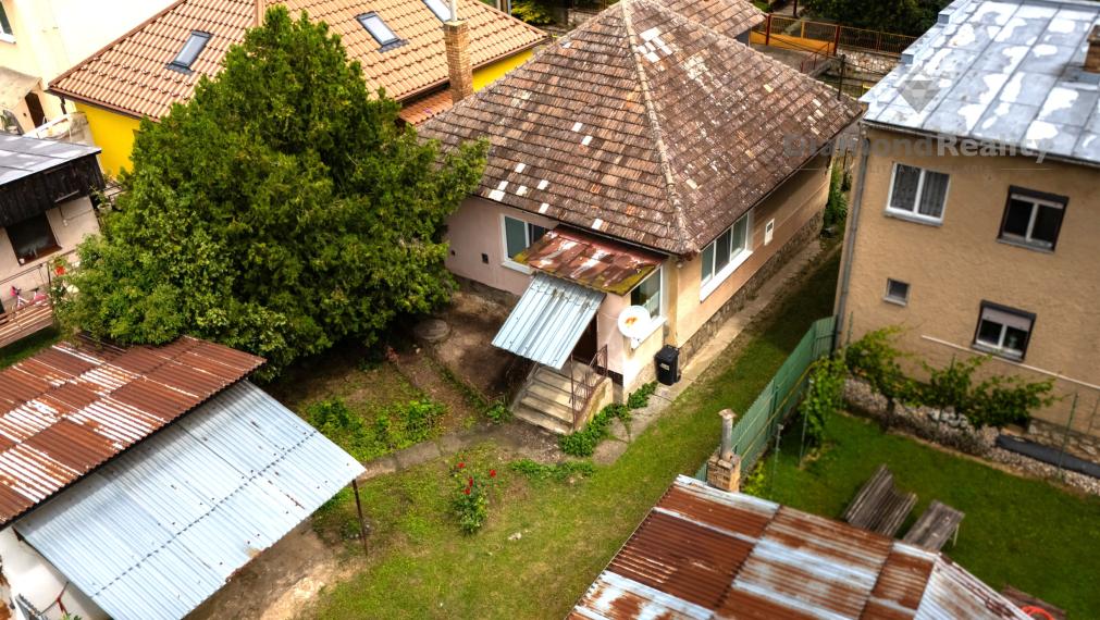 Na predaj starší rodinný dom v obci Mokrance, Košice - okolie.