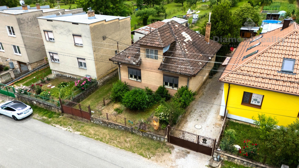 Na predaj starší rodinný dom v obci Mokrance, Košice - okolie.