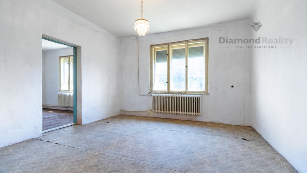 Na predaj starší rodinný dom v obci Mokrance, Košice - okolie.