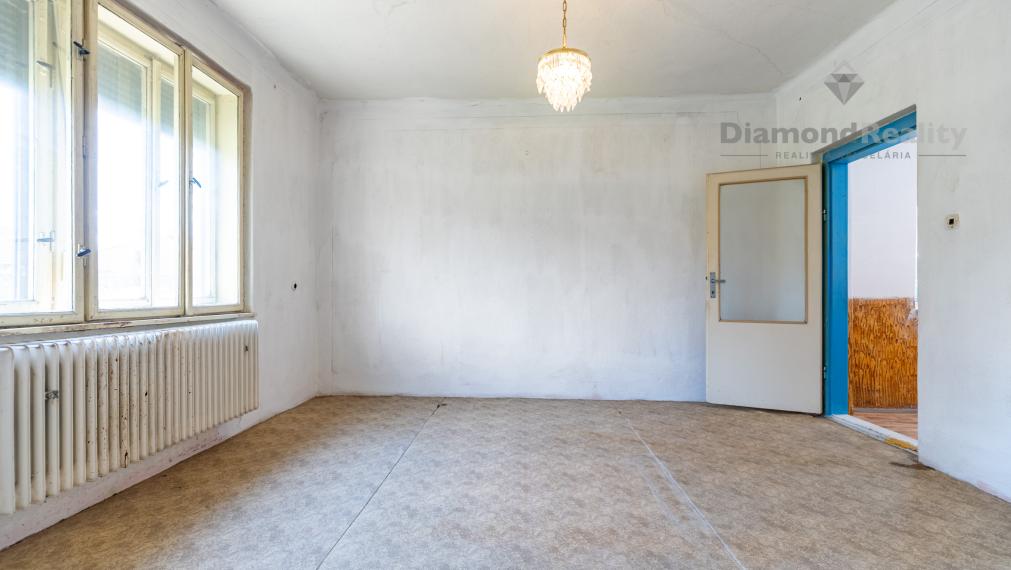 Na predaj starší rodinný dom v obci Mokrance, Košice - okolie.