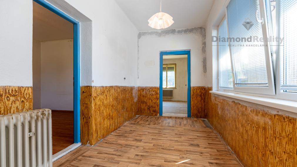 Na predaj starší rodinný dom v obci Mokrance, Košice - okolie.