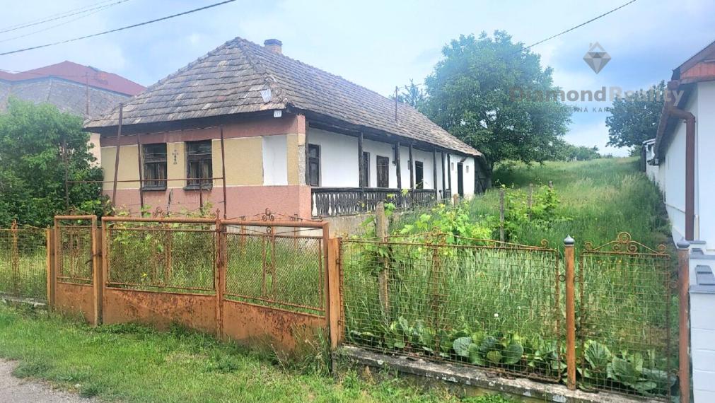 Na predaj rodinný dom, Veľaty, okres Trebišov, Košický kraj,