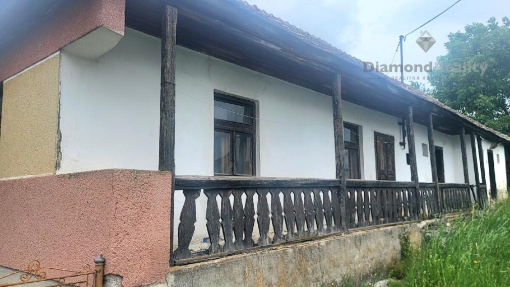 Na predaj rodinný dom, Veľaty, okres Trebišov, Košický kraj,