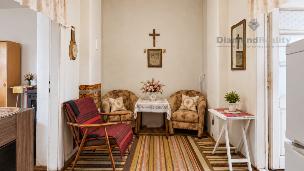 🏡 NA PREDAJ MALÝ RODINNÝ DOMČEK - BUKOVEC za 55.000 EUR!