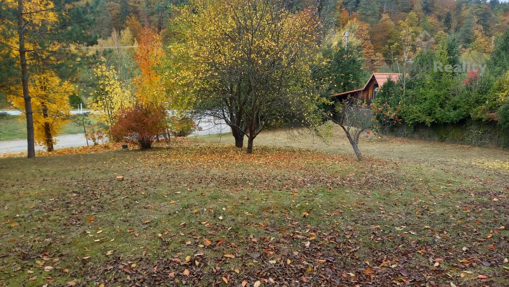 Slnečný pozemok vhodný na stavbu Prakovce