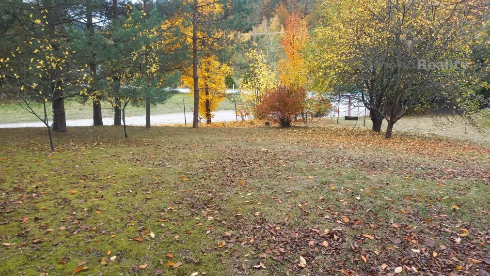 Slnečný pozemok vhodný na stavbu Prakovce